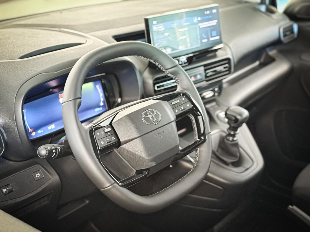 Toyota Proace City  1.5L Diese, 6 st, CrewCab