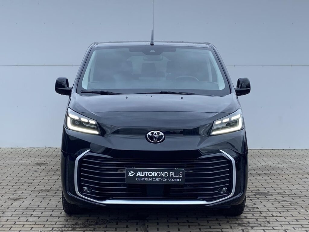 Toyota Proace  L2 2.0 D-4D 180k 8AT VIP