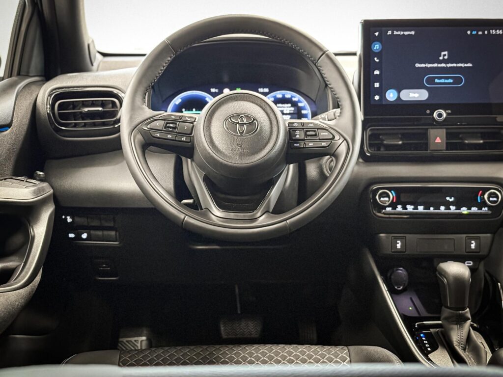 Toyota Yaris  1.5 HEV 130 e-CVT Premiere edition