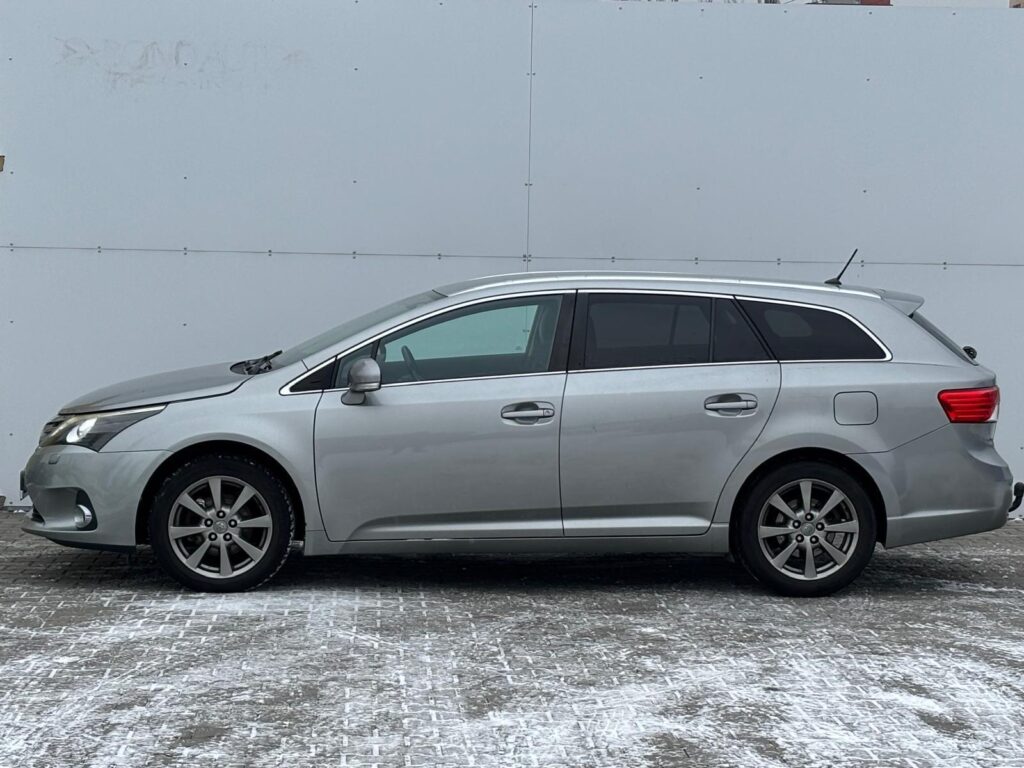 Toyota Avensis  1.8 VVT-i 108kW