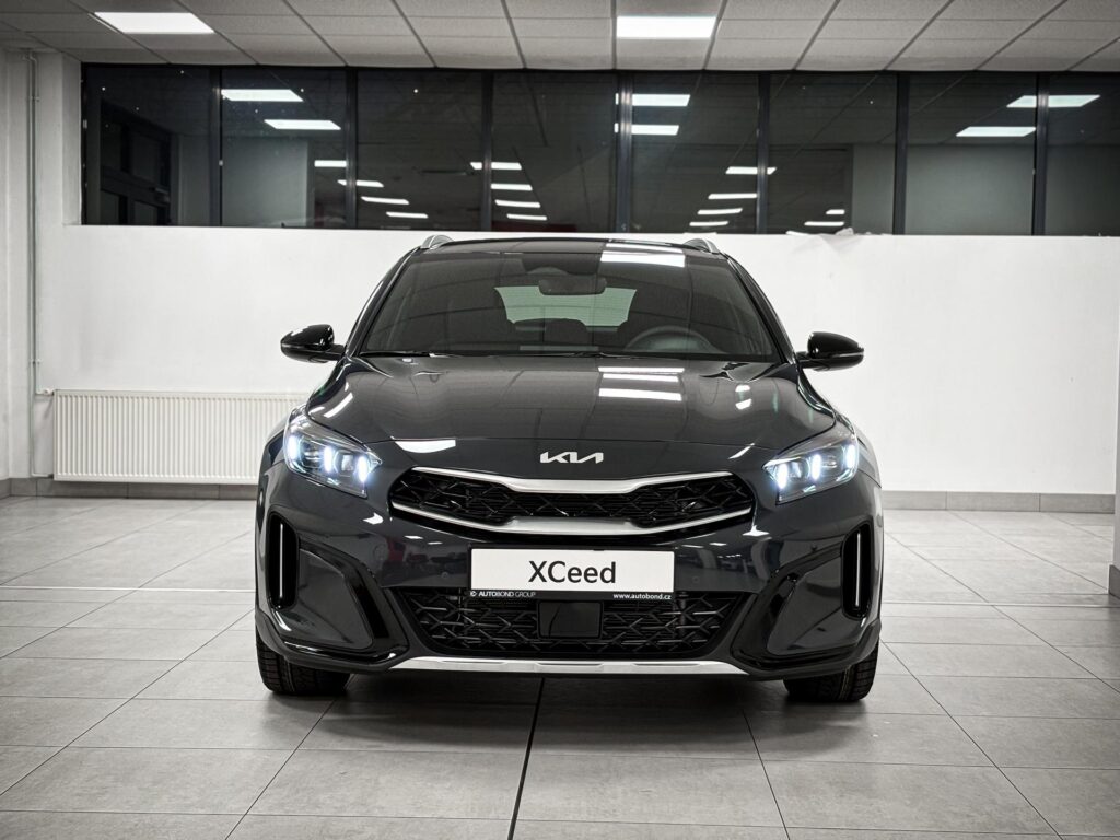 KIA XCeed  1,6 T-GDi GPF 7DCT STEEL EDITION 132 KW