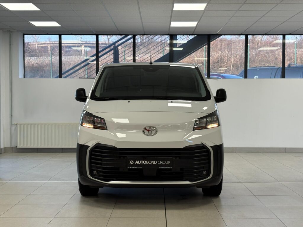 Toyota ProAce  2,0L 8st, Active Multimedia Navi