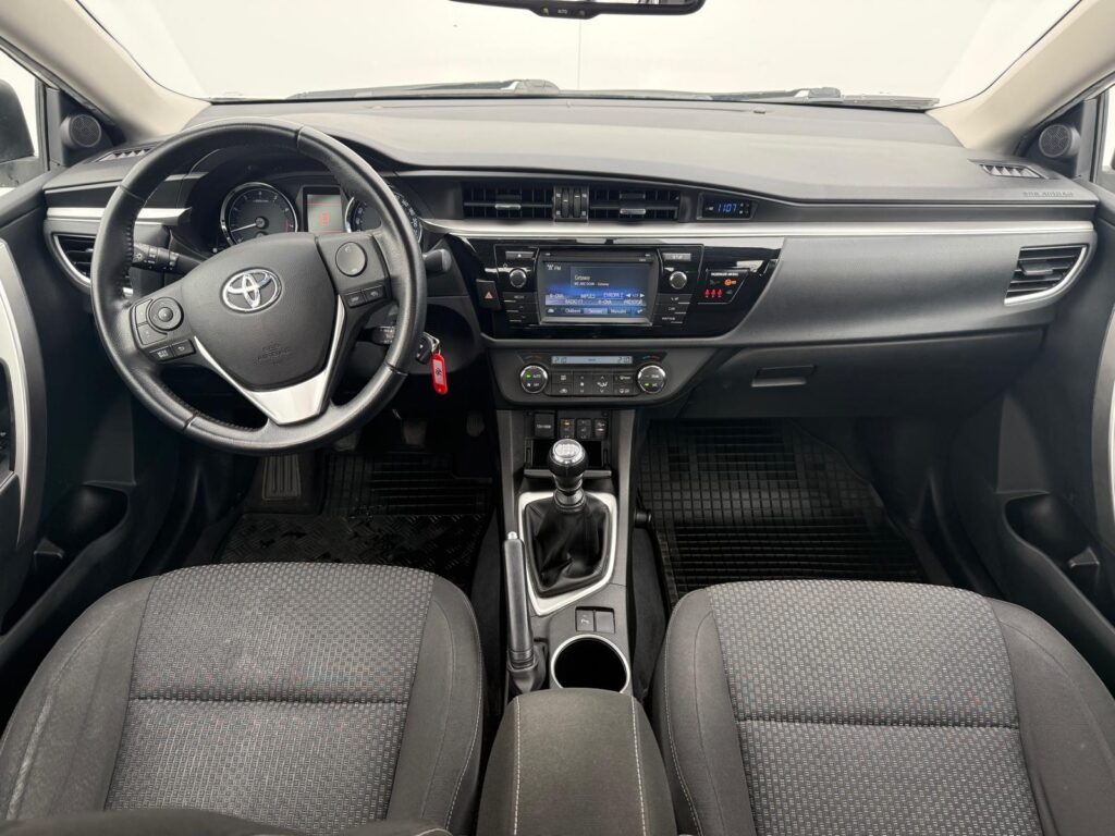 Toyota Corolla  1,6 Valvematic Active
