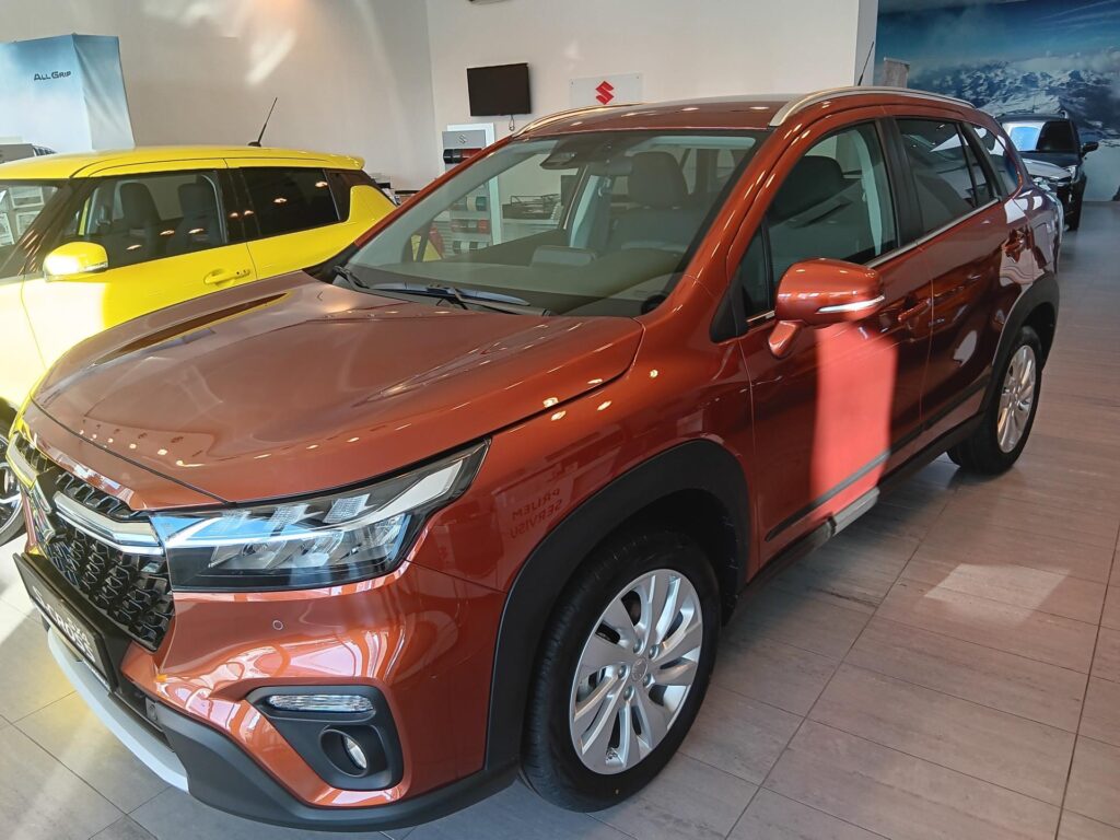 Suzuki S-Cross  ELEGANCE 1,4 HYBRID M/T 4x4 MY25