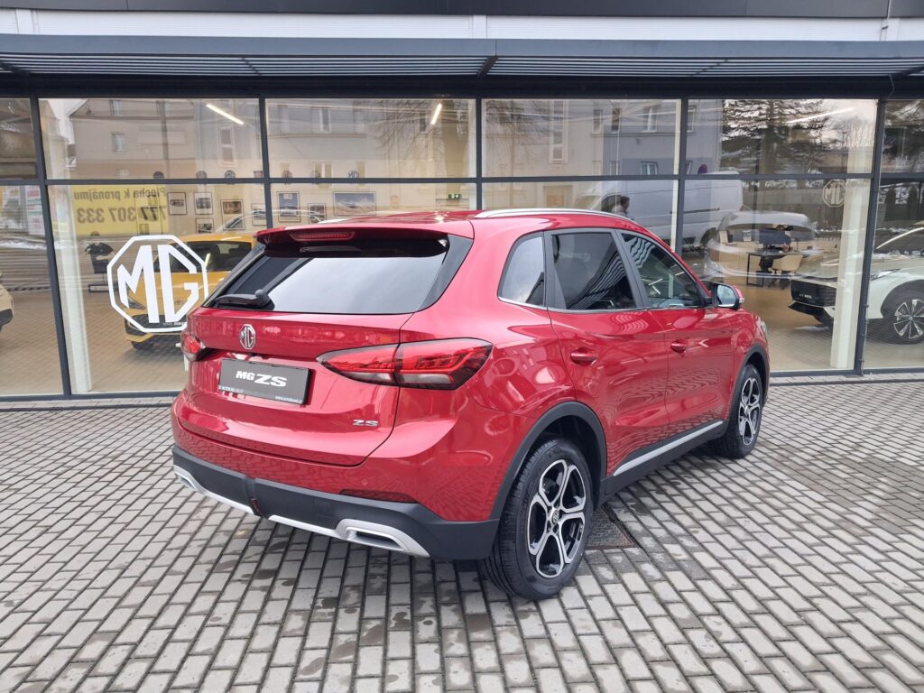 MG ZS  ELEGANCE 1.5 85kW 5MT