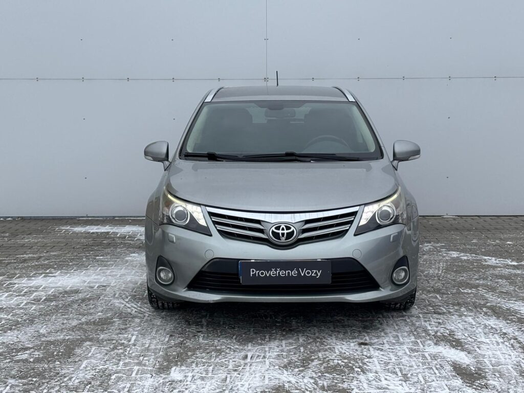 Toyota Avensis  1.8 VVT-i 108kW