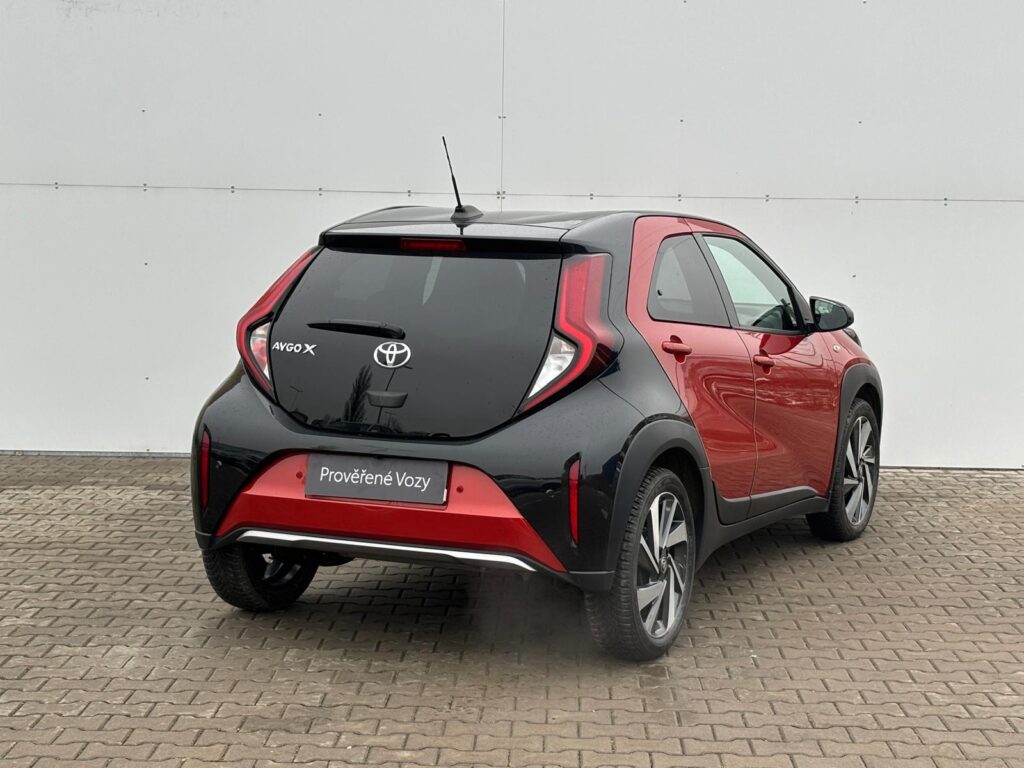 Toyota Aygo X  1.0 VVT-i Executive