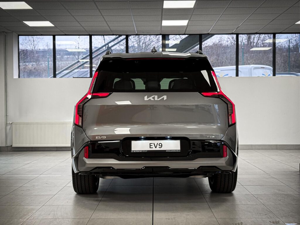 KIA EV9  MV1 7P elektromotor 4x4