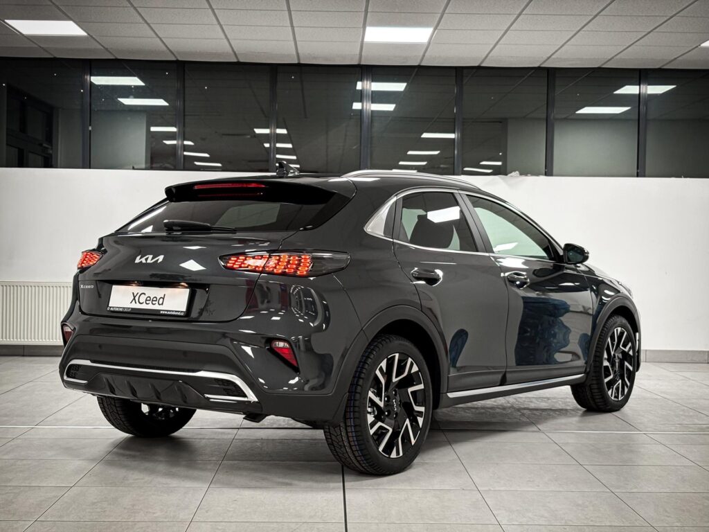 KIA XCeed  1,6 T-GDi GPF 7DCT STEEL EDITION 132 KW