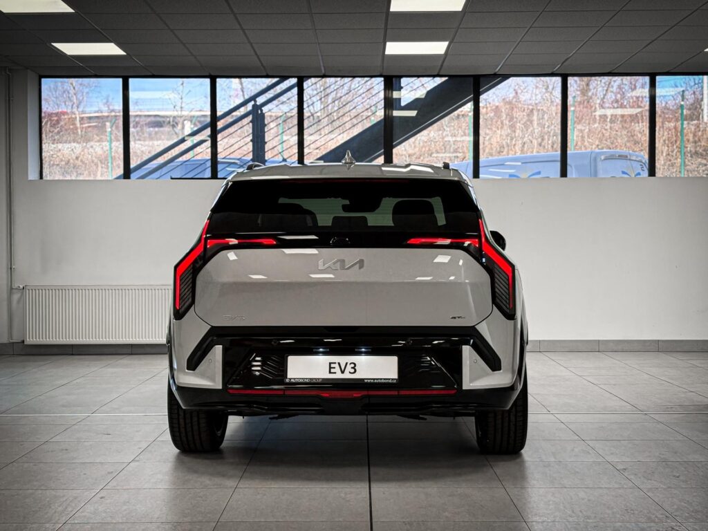 KIA EV3  GT LINE 4×2 81,4KWH+TECH+V2L