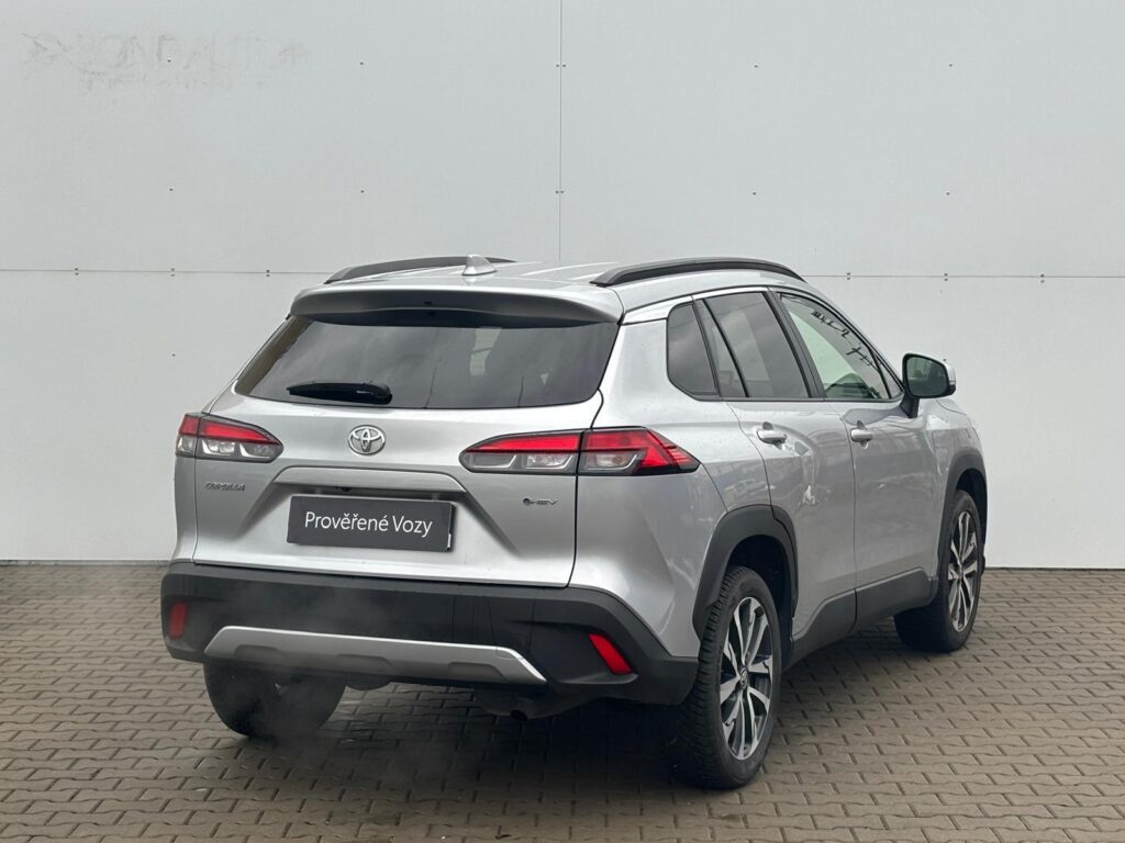 Toyota Corolla Cross  1.8 HSD e-CVT Style Tech