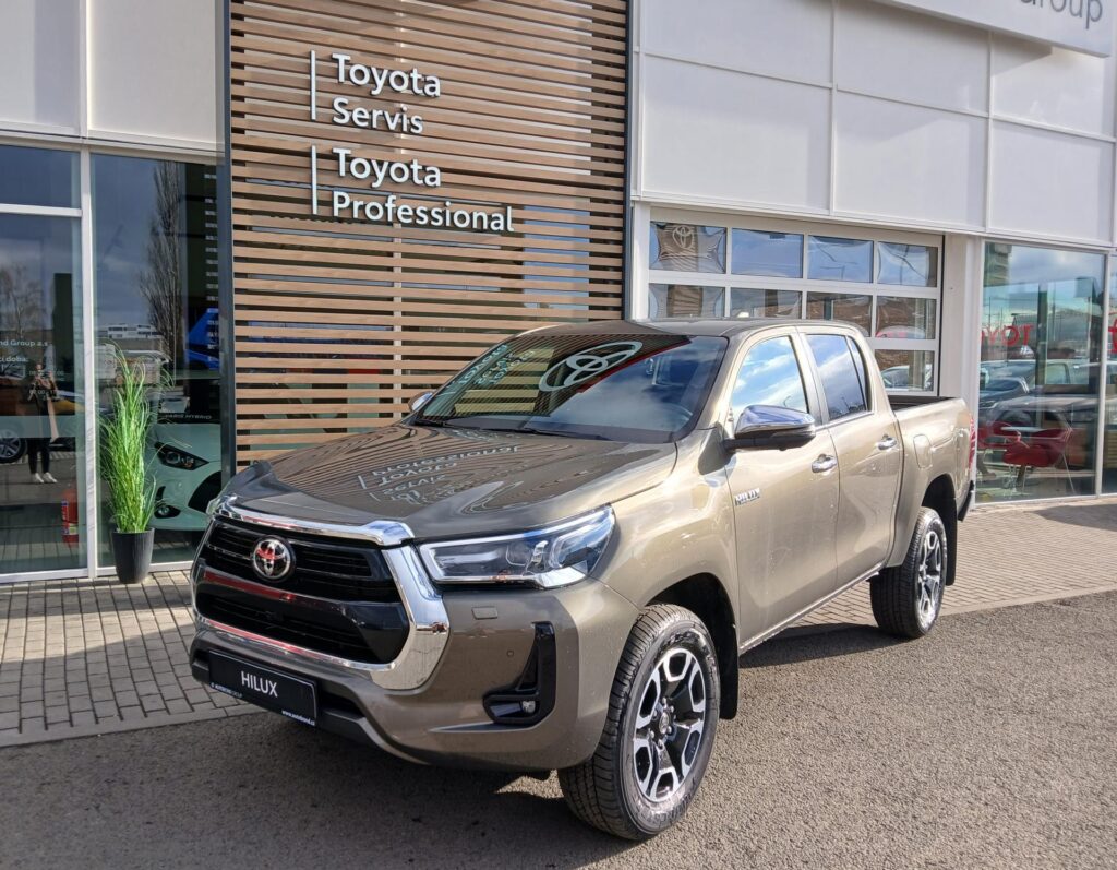 Toyota Hilux  2.8 D 6st. Automat Executive