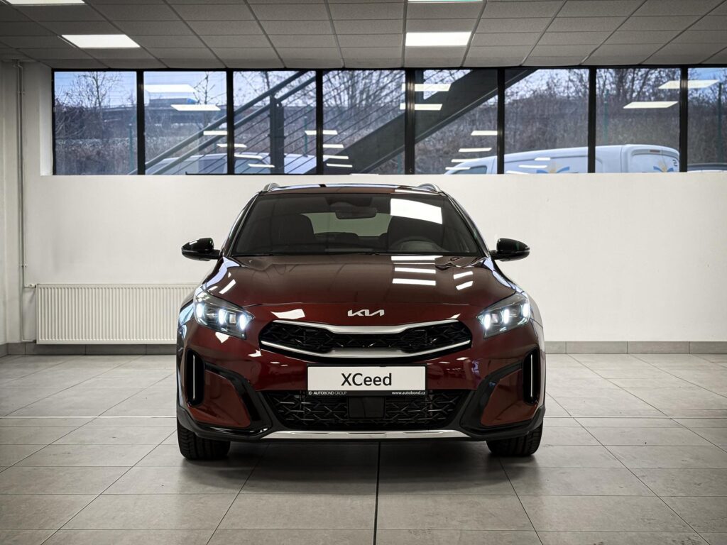 KIA XCeed  1,6 T-GDi GPF 7DCT STEEL EDITION 132 KW