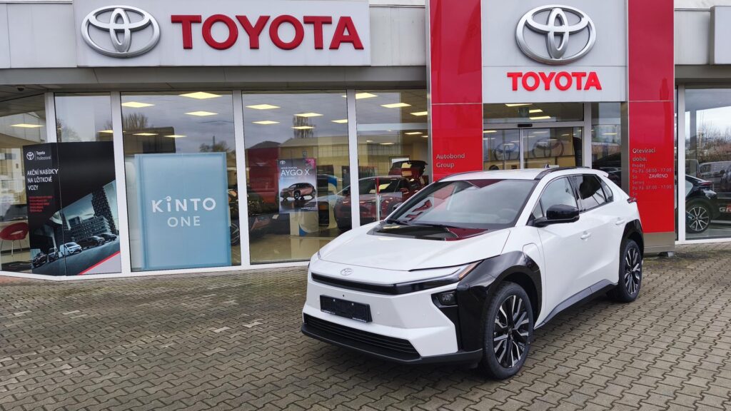 Toyota bZ4X  BEV 4X4 - EXECUTIVE