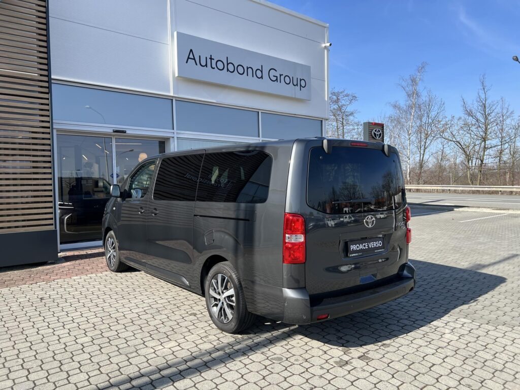 Toyota Proace Verso  2.0D 8AT Family 8S CAMPING