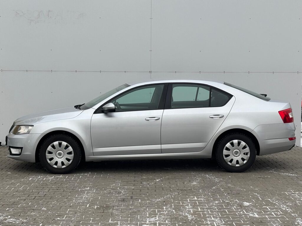Škoda Octavia  1.6 TDI / 77 kW
