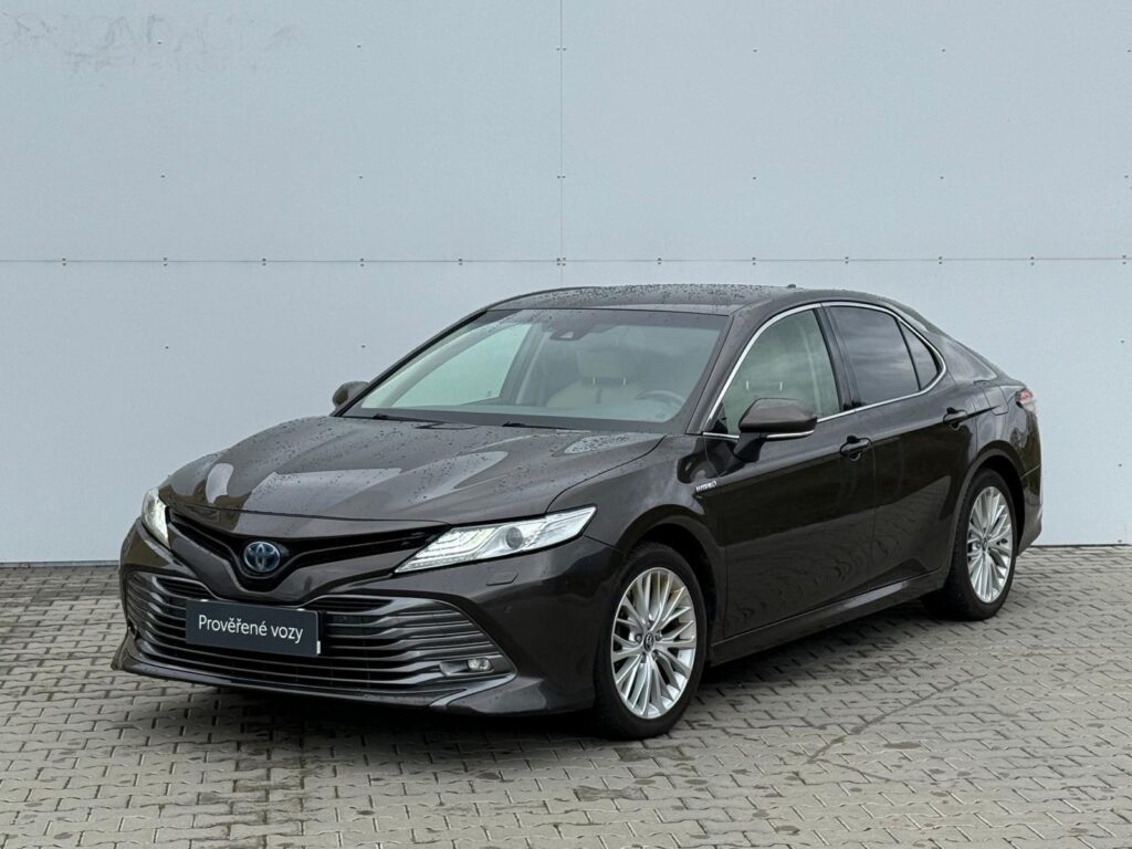 Toyota Camry  2.5 e-CVT HSD Executive