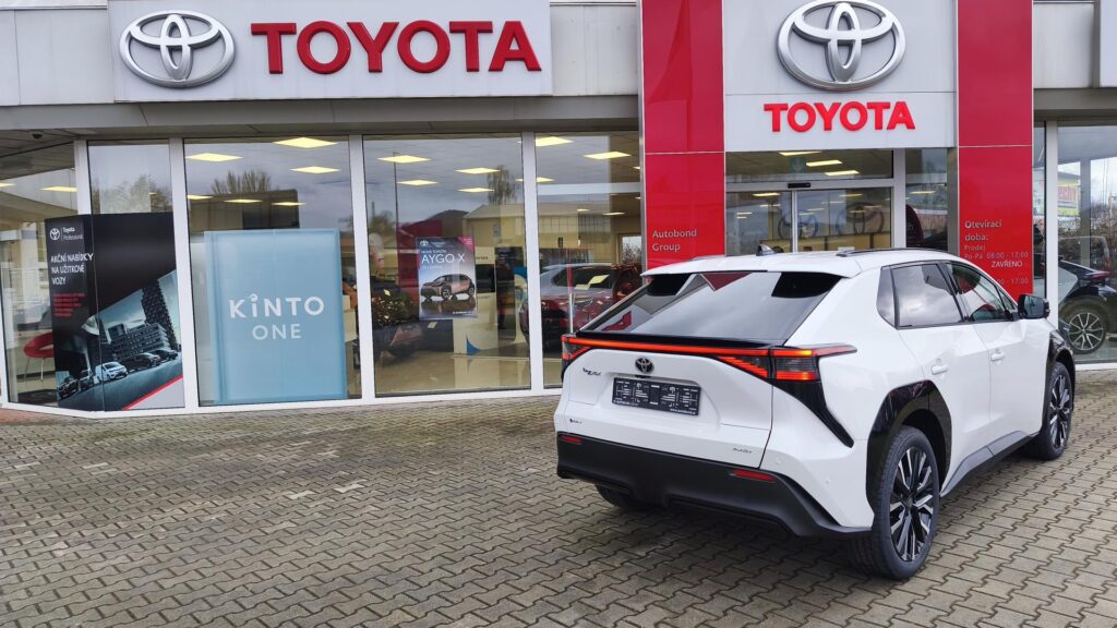 Toyota bZ4X  BEV 4X4 - EXECUTIVE