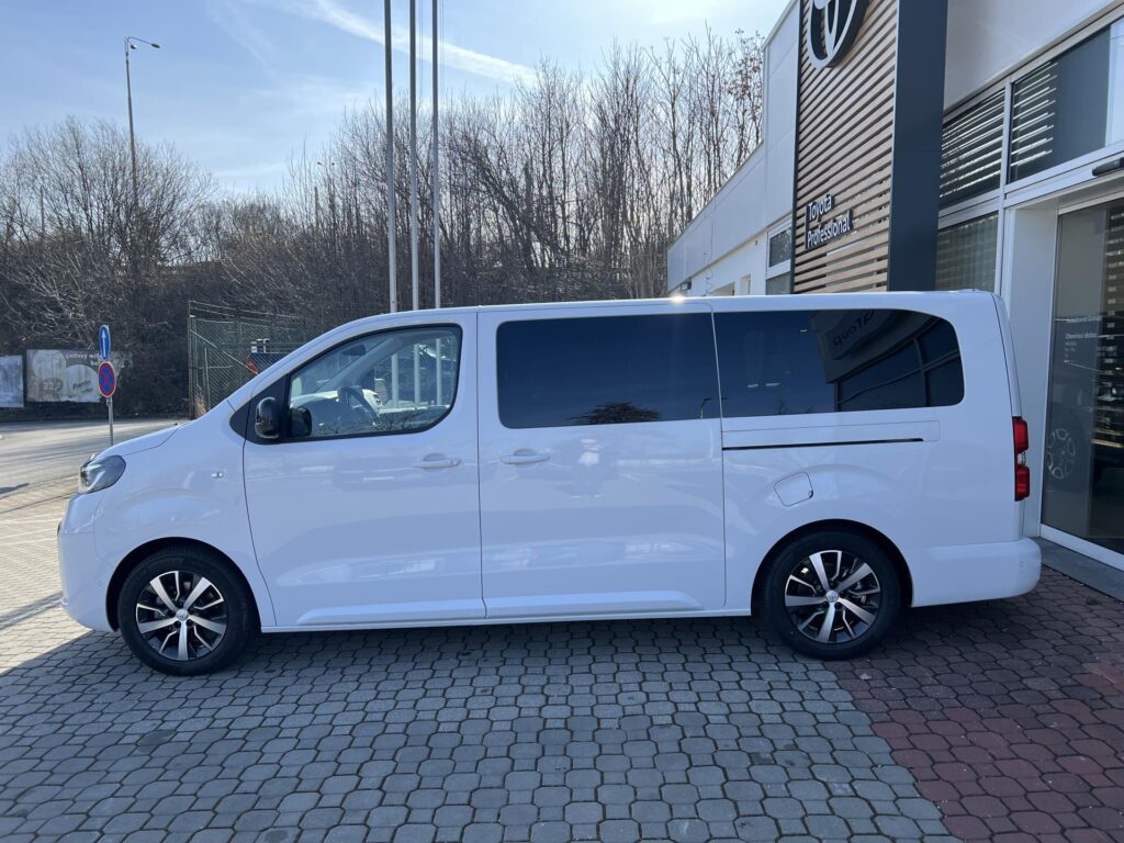 Toyota Proace Verso  2.0D 8AT VIP 7S CAMPING