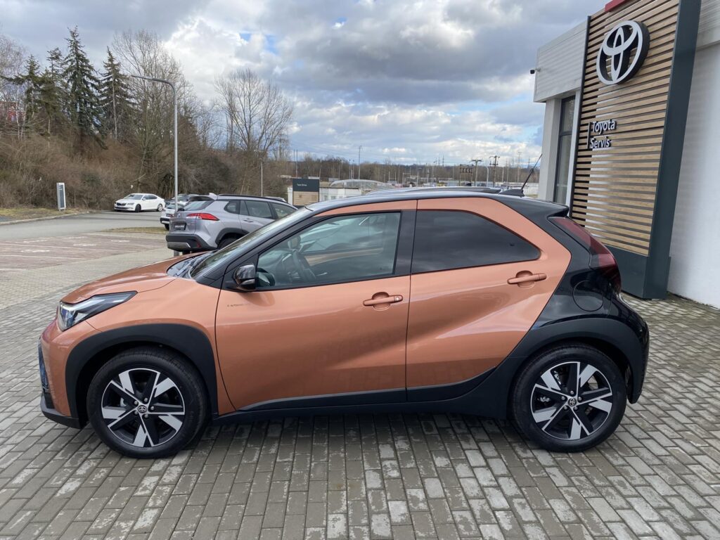 Toyota Aygo X  1.5 HEV STYLE