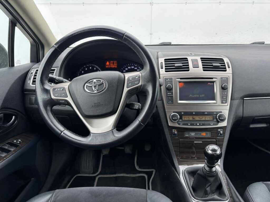 Toyota Avensis  1.8 VVT-i 108kW