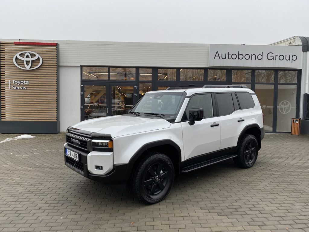 Toyota Land Cruiser  2.8 MHEV EXECUTIVE, tažné, sada kol