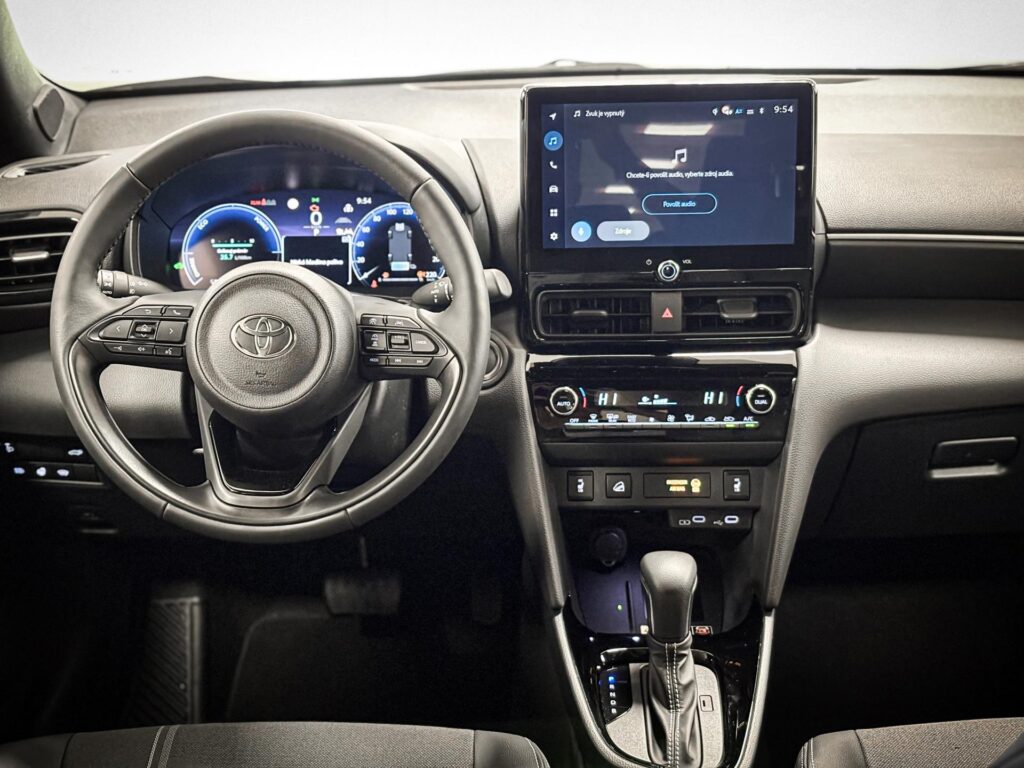 Toyota Yaris Cross  SUV, 1.5 Hybrid e-CVT (4x4) Executive