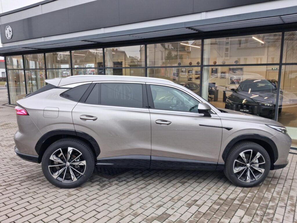 MG HS  EXCLUSIVE 1.5TGI Hybrid+ 165kW