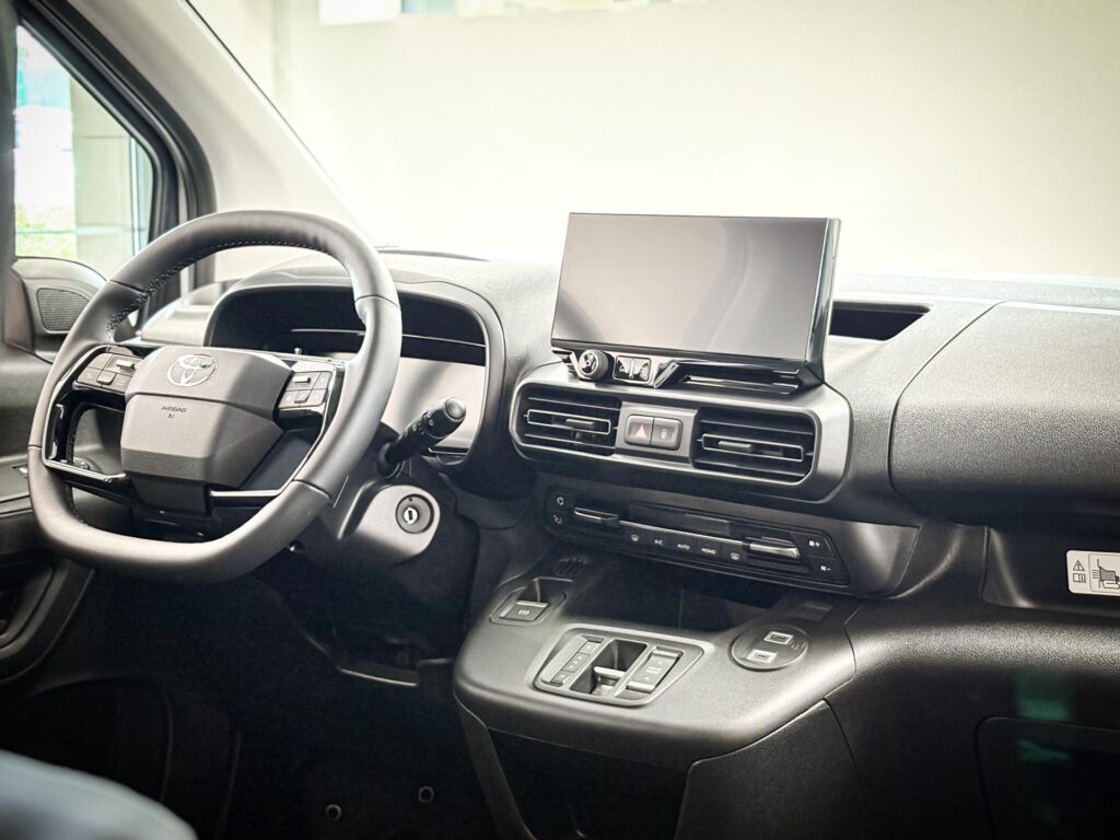 Toyota ProAce  CrewCab Long, 1.5L Diesel, 8 st.