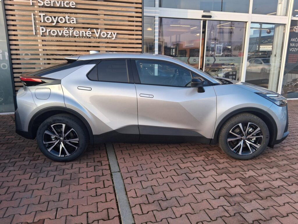 Toyota C-HR  2,0 PHEV 4X2 STYLE