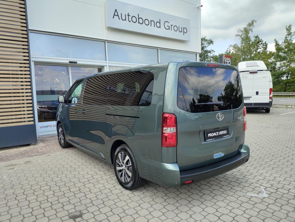 Toyota Proace Verso  2.0D 8AT Business Comfort 8S L2 + Tažné