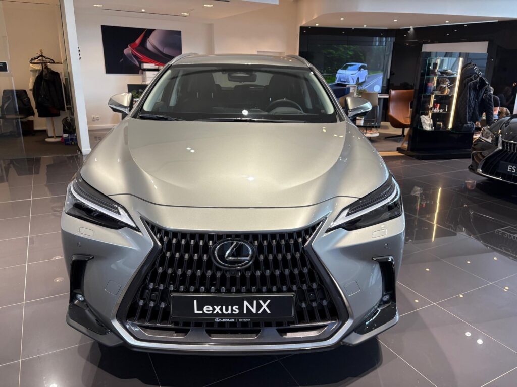 Lexus NX 350h  LUXURY 4x4