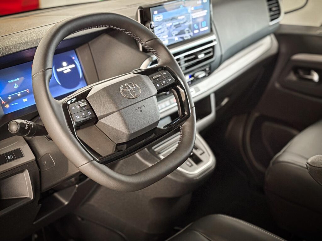 Toyota ProAce  2.0L Diesel, Business