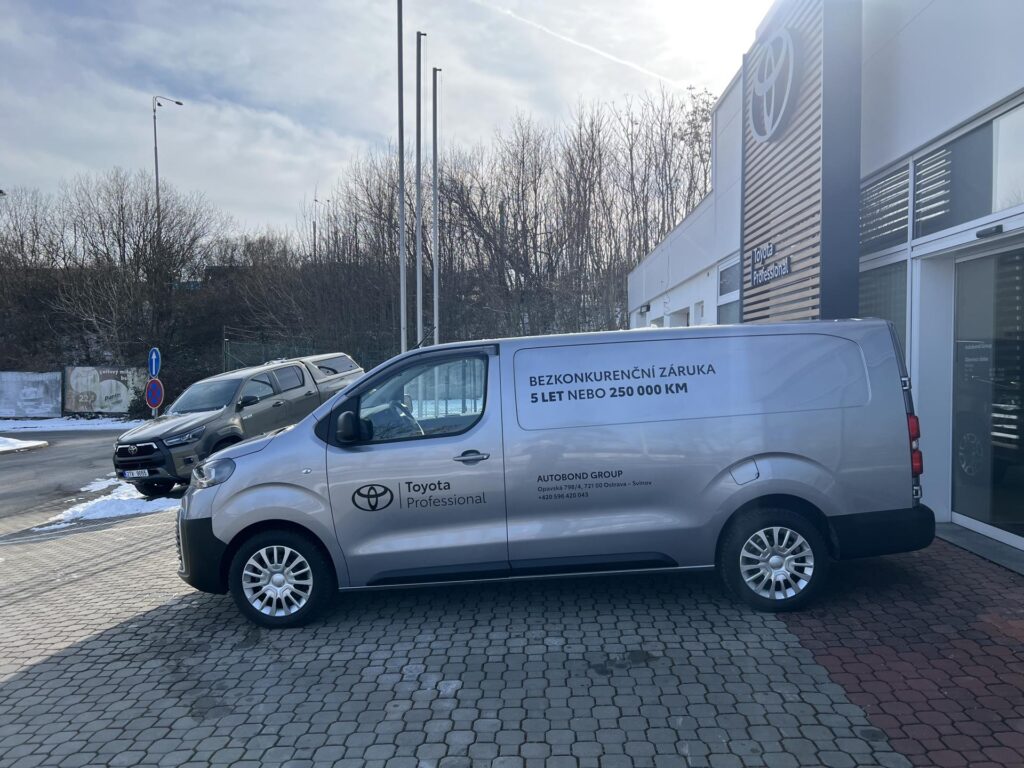 Toyota ProAce  Panel Van L2 2.0D 144k 6MT Active Multimedia