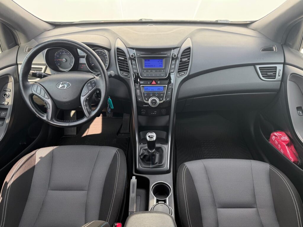 Hyundai i30  1,6 GDi 99kW