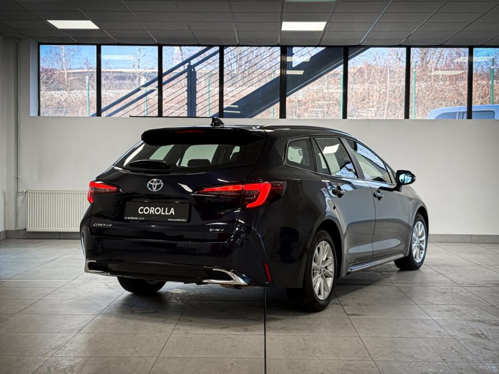 Toyota Corolla  1,8 HEV e-CVT COMFORT