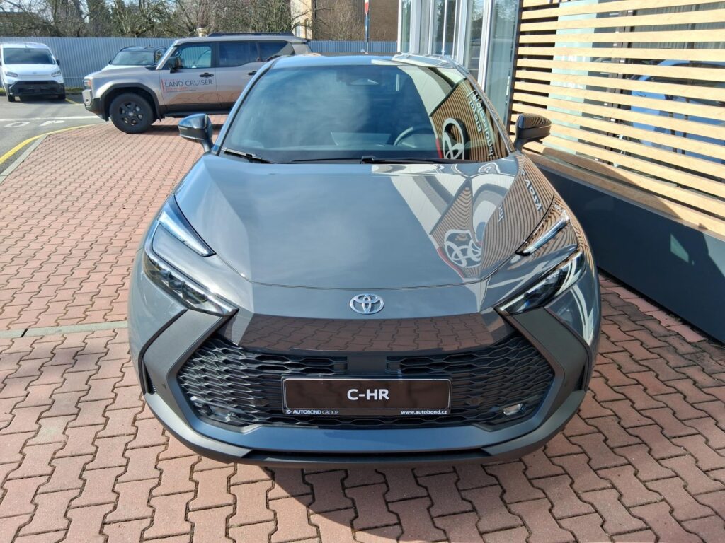 Toyota C-HR  2,0 PHEV 4X2 STYLE