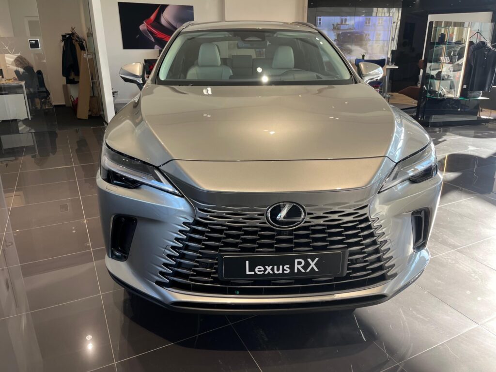 Lexus RX 450h+  EXECUTIVE PLUS 4x4