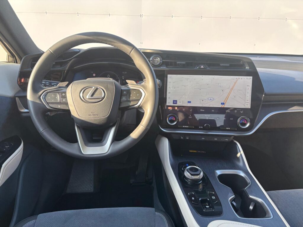 Lexus RZ 450e  Luxury Plus Panoramic 4x4
