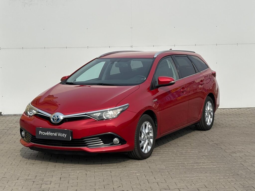 Toyota Auris  1.8 HSD Active Trend