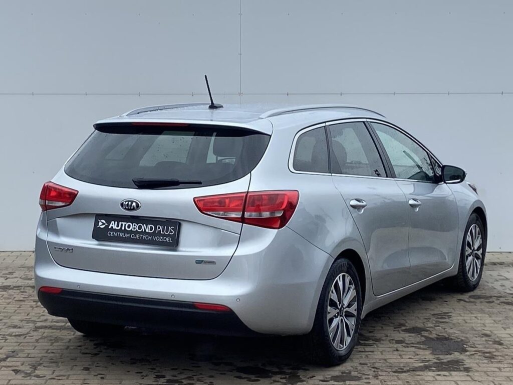 KIA Ceed  1.6 GDI 99kW Excl. Winter