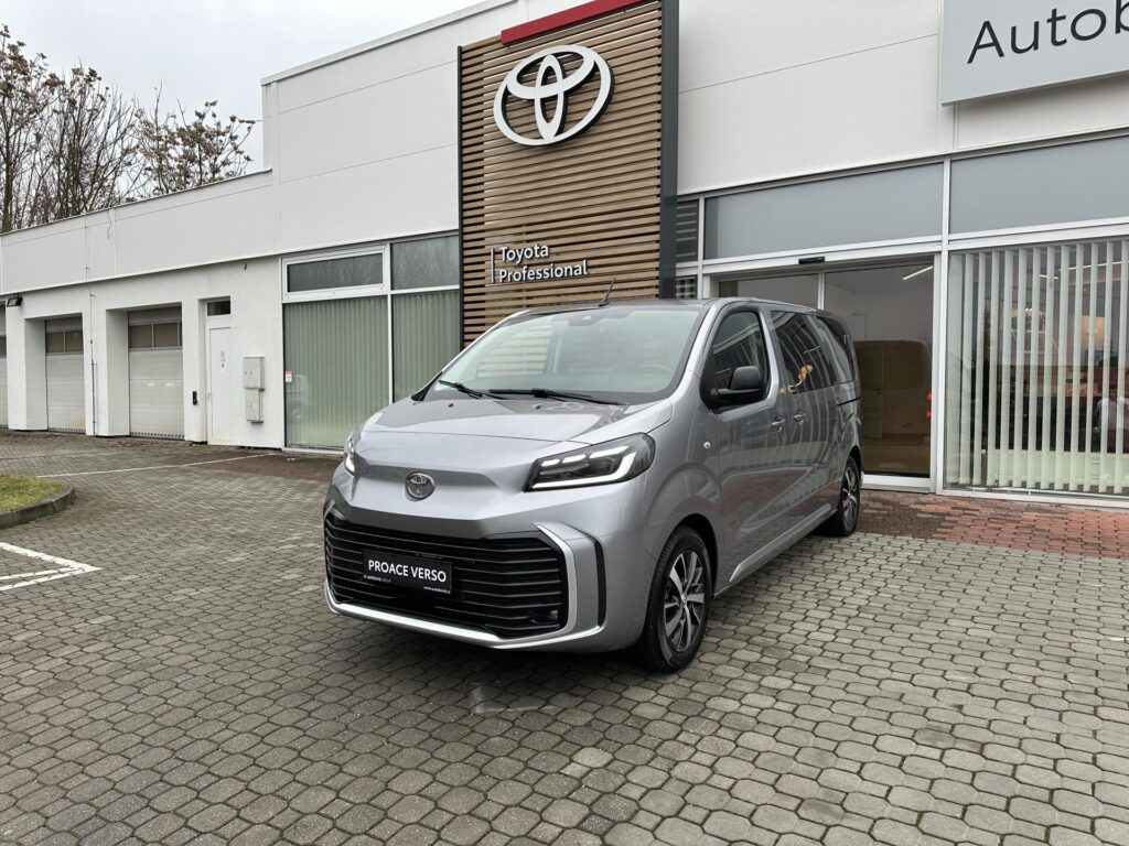 Toyota Proace Verso  2.0D 8AT Family 8S + Tažné zařízení