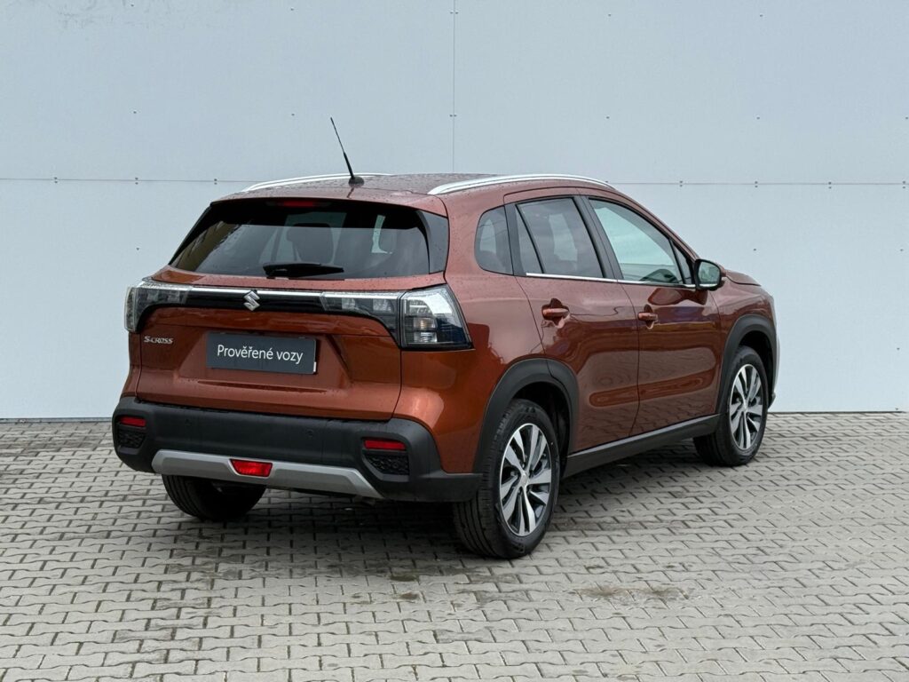 Suzuki S-Cross  1,4 BoosterJet Elegance Hybrid