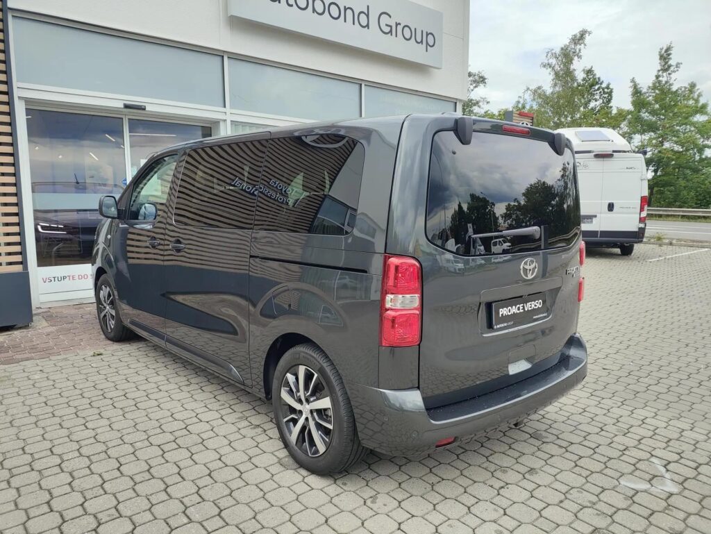 Toyota Proace Verso  2.0D 8AT Family 8S L1