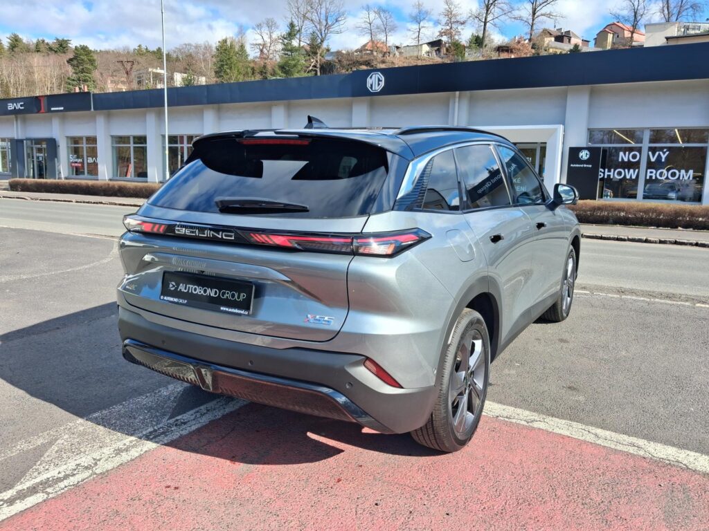 BAIC X55  ALL IN 1.5T 130kW 4×2 7DCT
