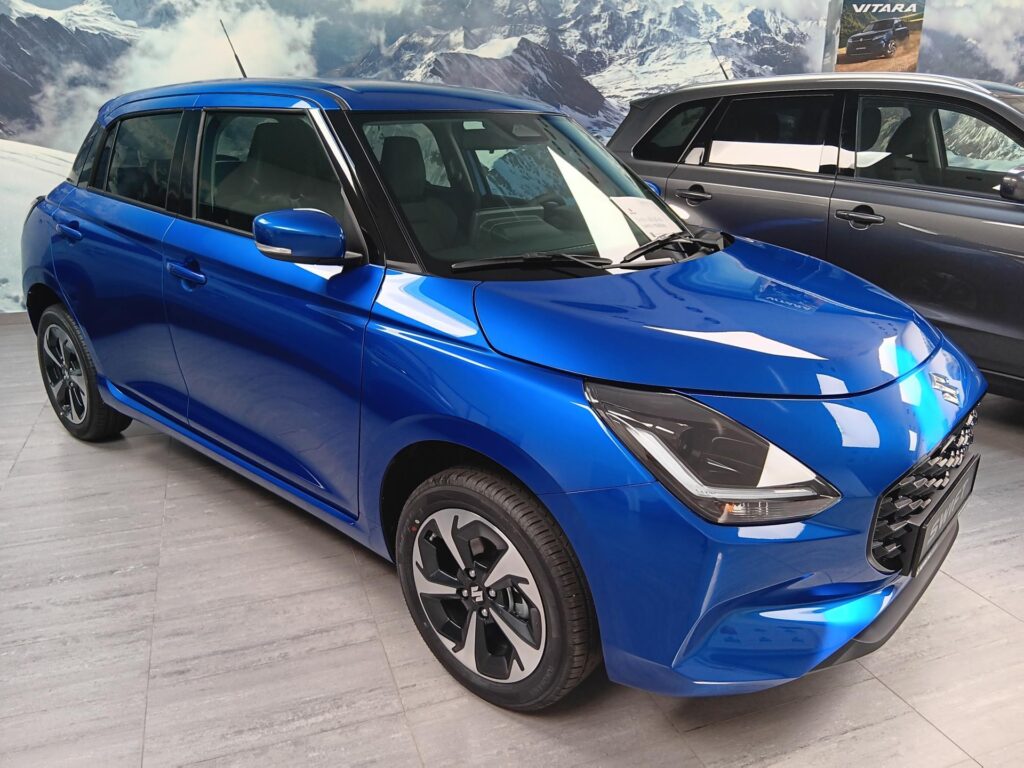 Suzuki Swift  ELEGANCE 1.2 HYBRID M/T 4x4