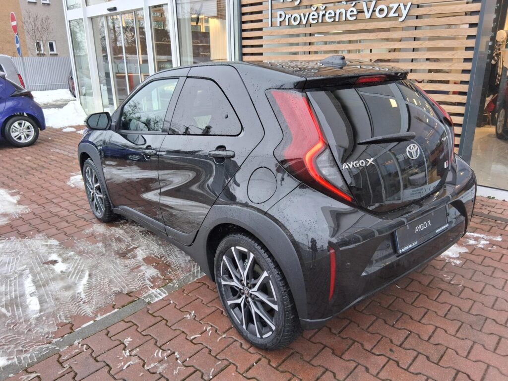 Toyota Aygo X  1,5 HEV GR SPORT