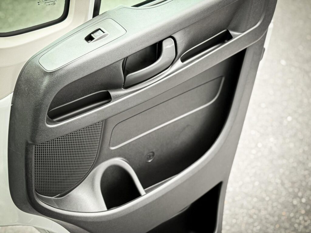 Toyota Proace Max  2.2D 180PS 8AT L4H1 Dropside CC 7S