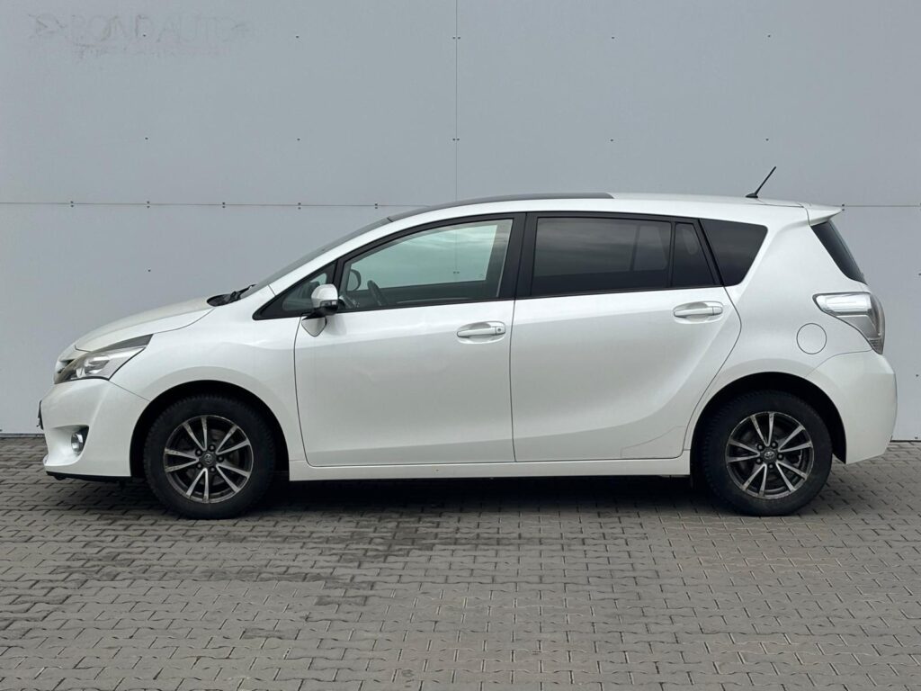 Toyota Verso  1.8 VVT-i Active