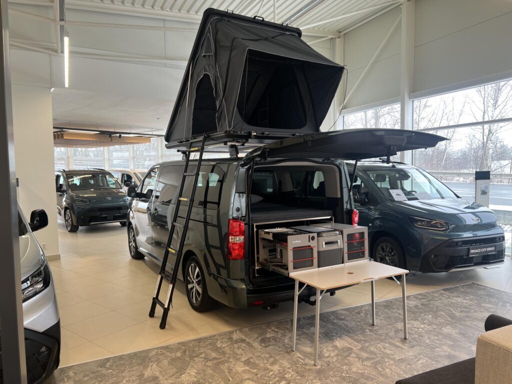 Toyota Proace Verso  2.0D 8AT Family 8S CAMPING